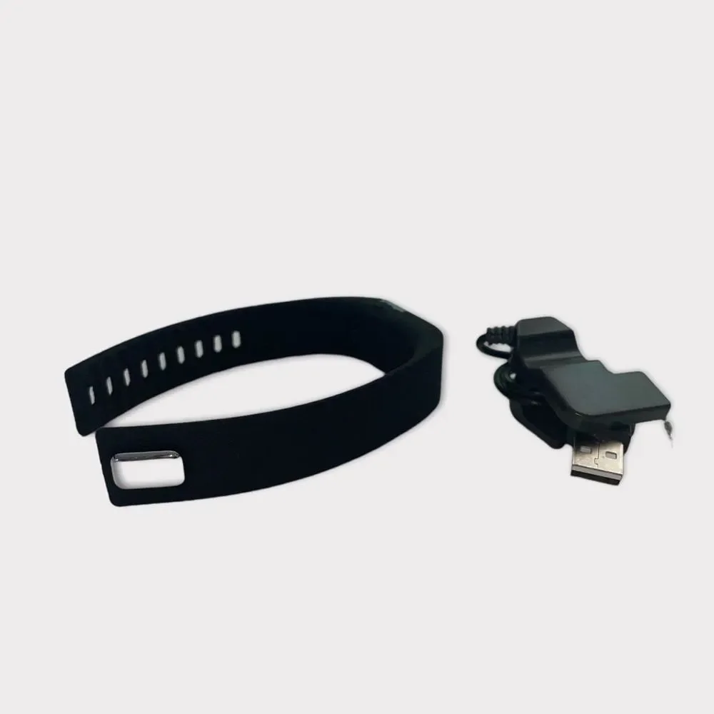 Brand new Smart  Bracelet black brand new in box athletic calorie counter